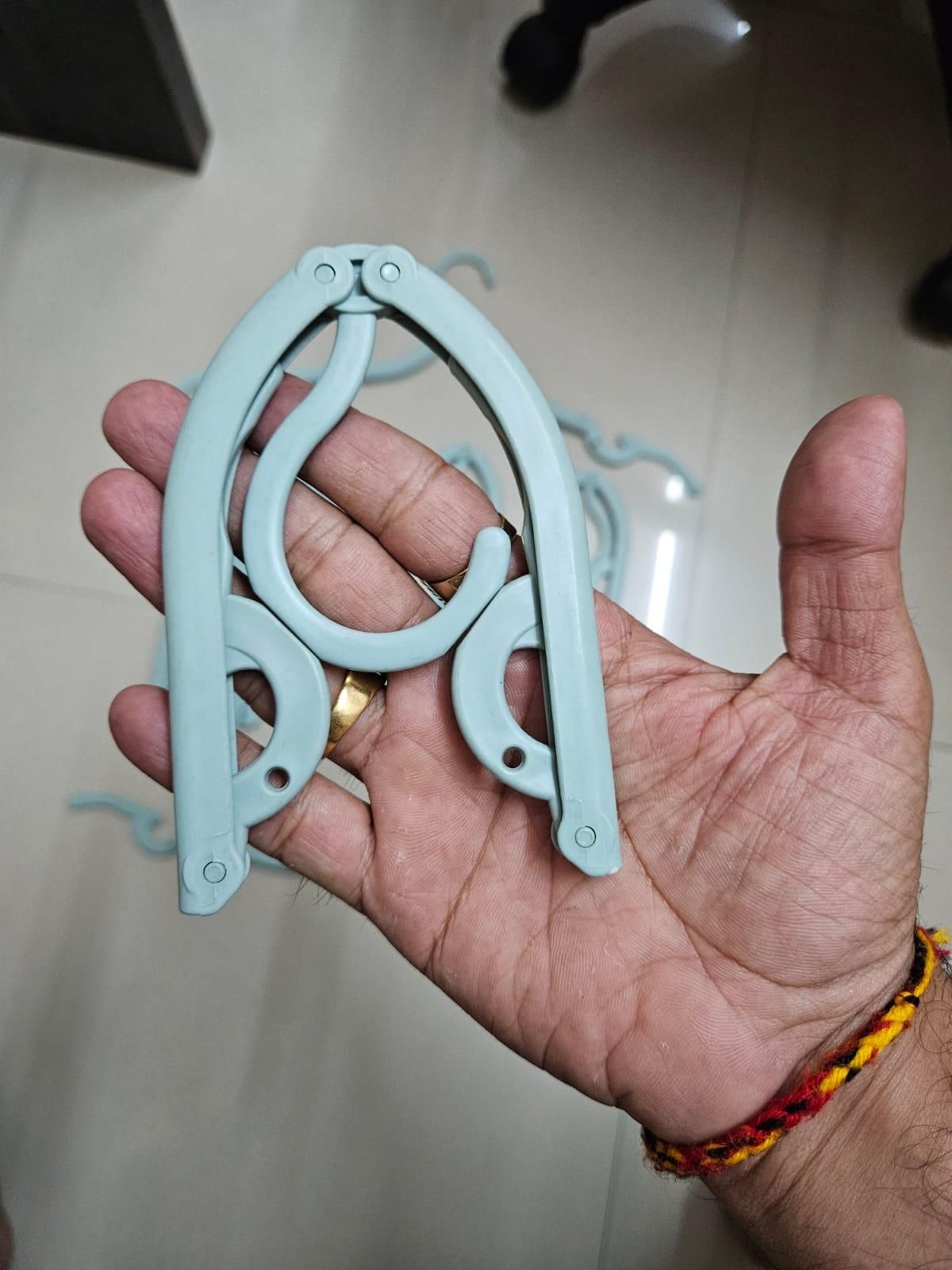 Portable Folding Clothes Hangers | Travel-Friendly Wardrobe Solution