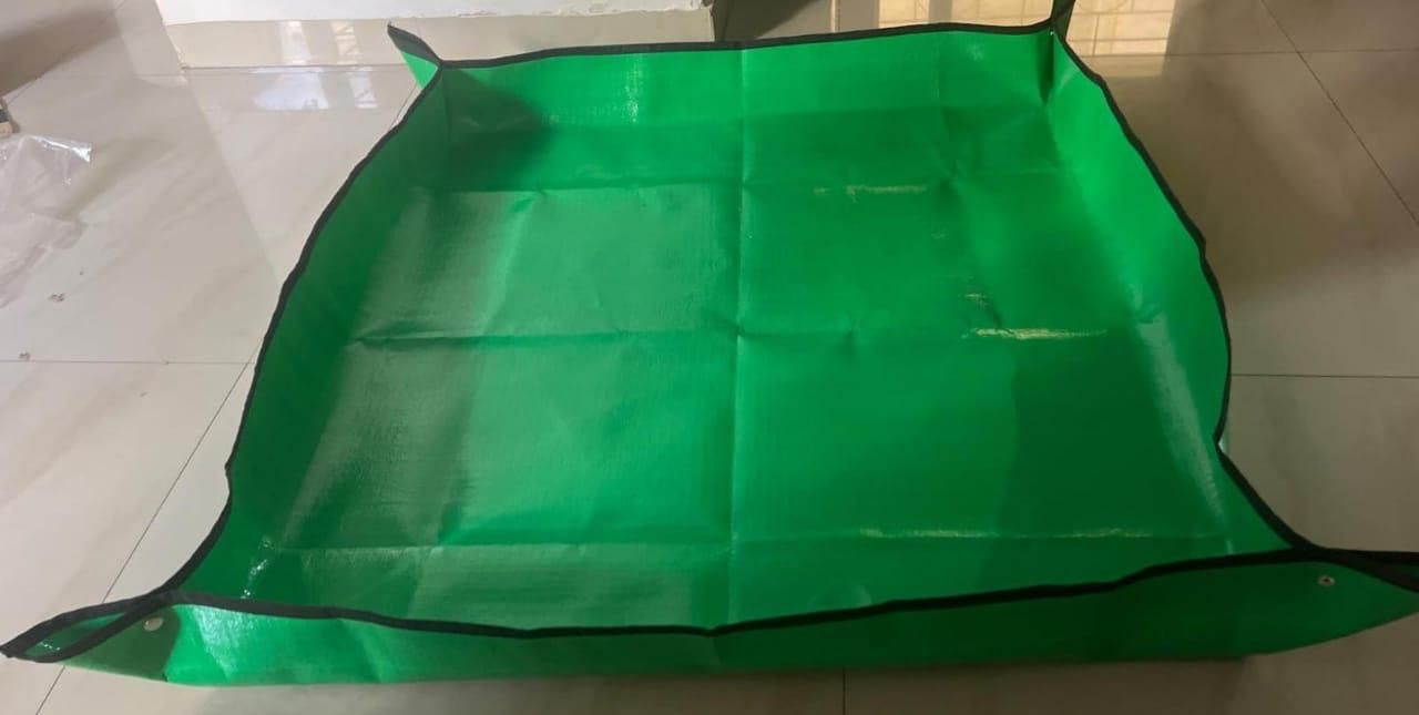Gardening Mat for Plant Transplanting | Waterproof Potting Workstation