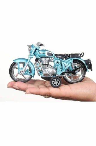 Royal Enfield Bullet Bike Miniature/Scale Model Black
