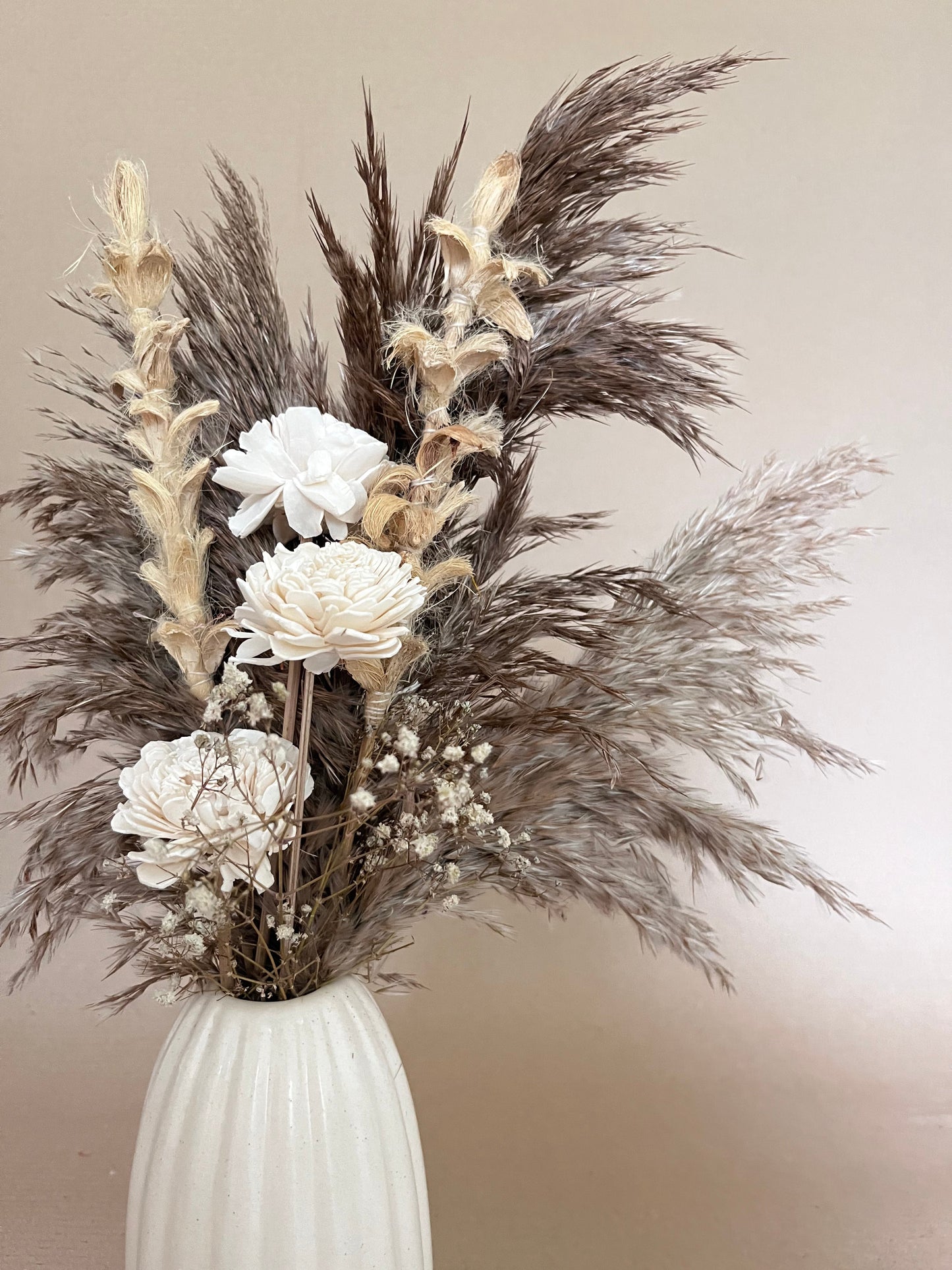 Wood-Rose Dried Flower Arrangement – Elegant, Long-Lasting Décor