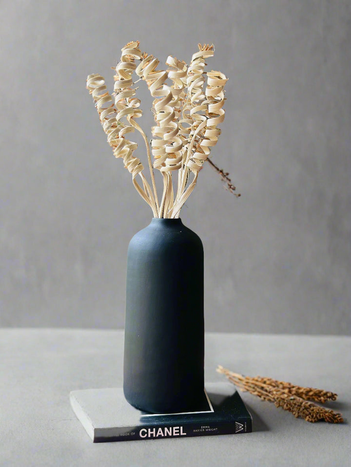 Off-White Spiral Stems: Forever Elegance with Zero Maintenance