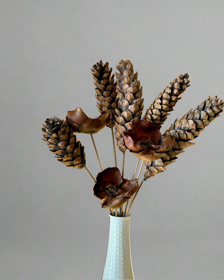 Pinewood Dried Flowers: The Zero-Effort Secret to Instantly Chic Interiors